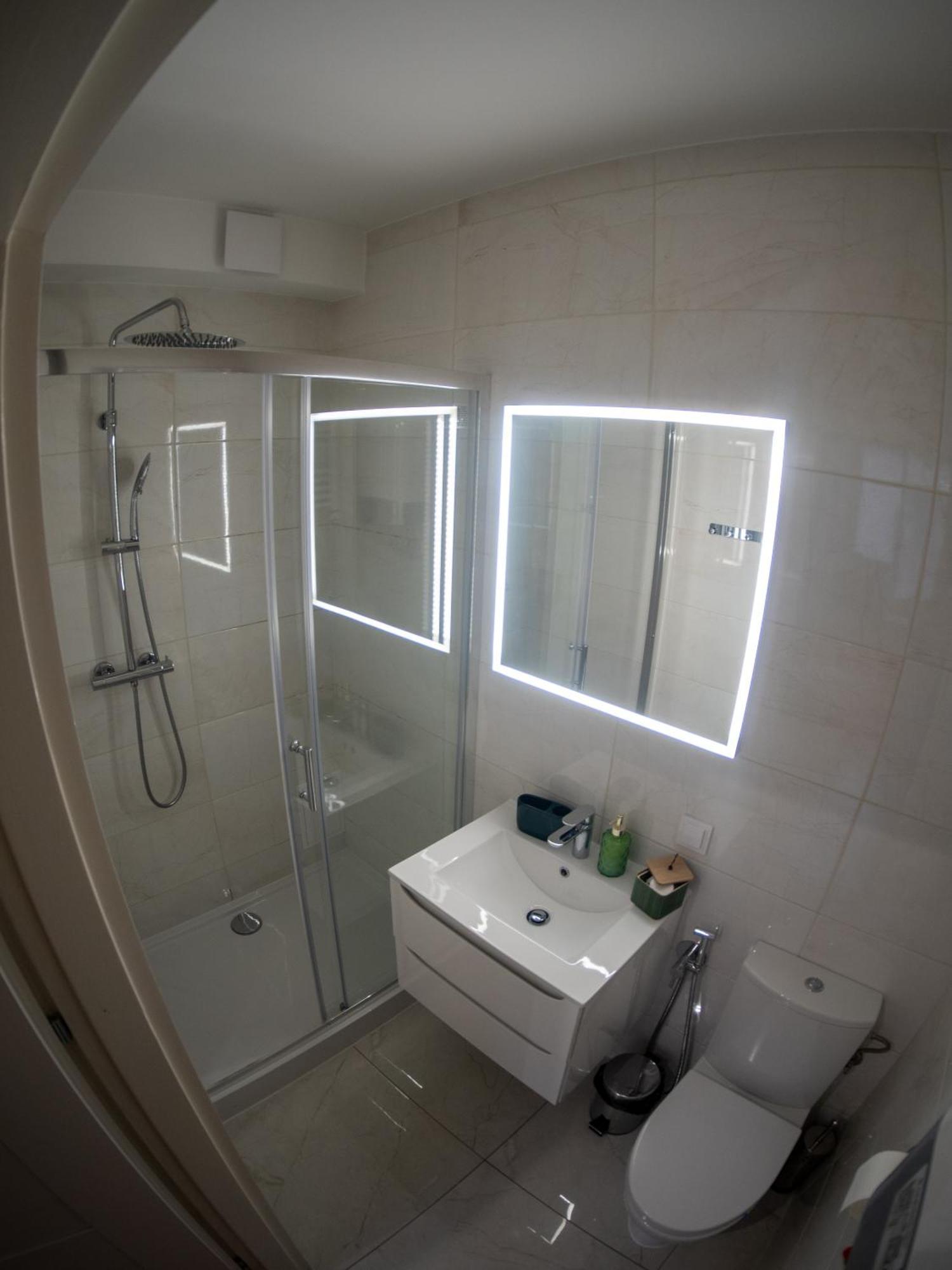 Apartament Classic Comfort Aleja Nmp 8 - Free Parking Czestochowa Exterior photo